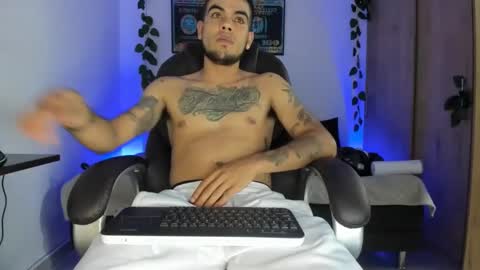 Snapshot of mikee_scooth chatting on 03-01-25, 10:13 mikee_scooth online show from 03-01-25, 10:13