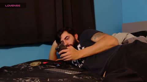 Snapshot of mikehawk1589 chatting on 12-16-24, 07:26 mikehawk1589 online show from 12-16-24, 07:26