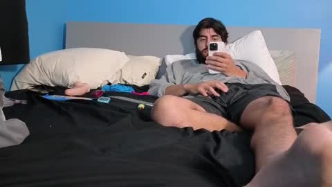 Snapshot of mikehawk1589 chatting on 10-07-25, 04:09 mikehawk1589 online show from 10-07-25, 04:09