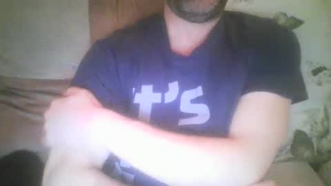 mikehockishuge9 online show from 12-01-24, 10:10