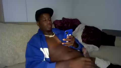 Snapshot of mikejones1415 chatting on 10-13-25, 11:49 mike jones online show from 10-13-25, 11:49