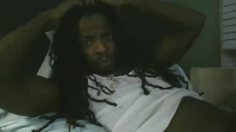 Snapshot of mikelew40402 chatting on 11-20-25, 01:06 mikelew40402 online show from 11-20-25, 01:06