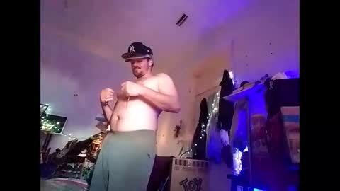 Snapshot of mikemike11k chatting on 01-17-25, 01:46 mikemike11k online show from 01-17-25, 01:46