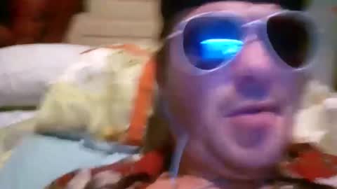 Snapshot of mikemike11k chatting on 02-02-25, 03:32 mikemike11k online show from 02-02-25, 03:32