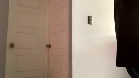 Snapshot of miker1239 chatting on 12-27-24, 01:39 miker1239 online show from 12-27-24, 01:39