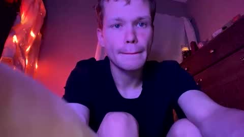 Snapshot of mikeswanston chatting on 10-11-25, 11:20 Mike Swanston online show from 10-11-25, 11:20