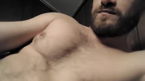 Snapshot of mikeylove92 chatting on 01-19-25, 05:48 Mikey b online show from 01-19-25, 05:48