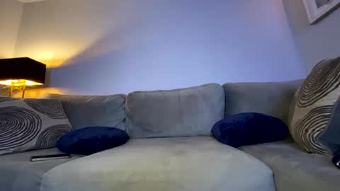 mikeywhite123 online show from 12-25-24, 04:44