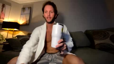 mikeywhite123 online show from 01-03-25, 08:10