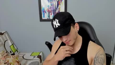 MIKKE online show from 02-11-25, 02:13