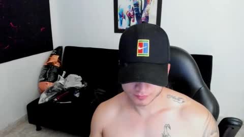 MIKKE online show from 09-22-25, 02:30