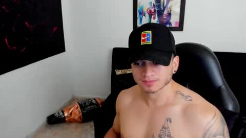 MIKKE online show from 10-02-25, 01:29