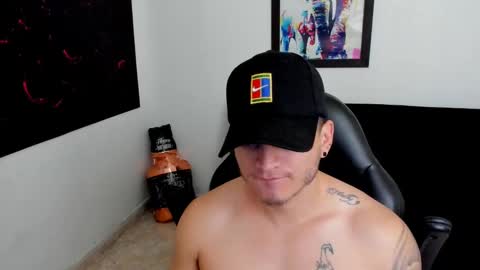 MIKKE online show from 10-03-25, 01:41