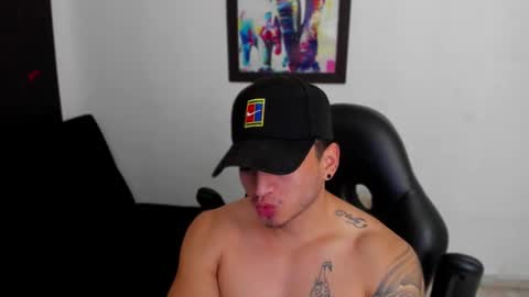 MIKKE online show from 10-13-25, 03:23