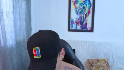 MIKKE online show from 11-30-25, 01:26