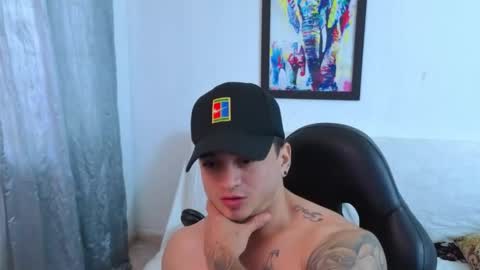 MIKKE online show from 12-02-25, 02:23