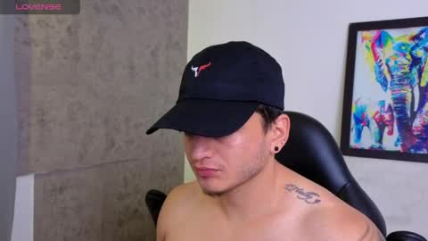 Snapshot of mikke_love chatting on 06-06-26, 01:38 MIKKE online show from 06-06-26, 01:38