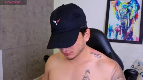 Snapshot of mikke_love chatting on 06-08-26, 01:55 MIKKE online show from 06-08-26, 01:55