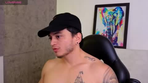 Snapshot of mikke_love chatting on 06-14-26, 02:30 MIKKE online show from 06-14-26, 02:30