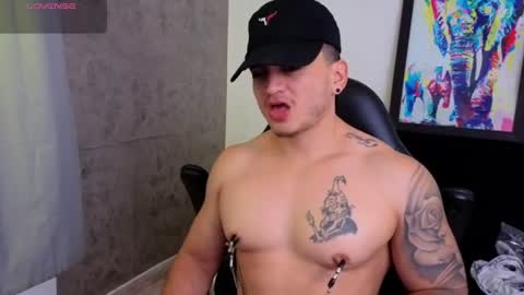 Snapshot of mikke_love chatting on 06-24-26, 02:49 MIKKE online show from 06-24-26, 02:49