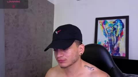 Snapshot of mikke_love chatting on 06-27-26, 02:55 MIKKE online show from 06-27-26, 02:55