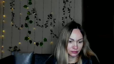 Adalina online show from 01-17-26, 06:33