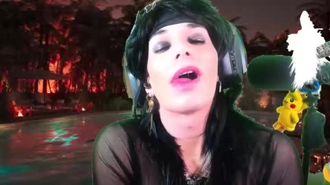 Snapshot of mikylezra chatting on 10-19-25, 11:11 mikylezra online show from 10-19-25, 11:11