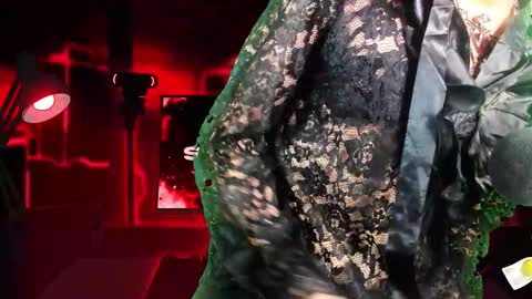 Snapshot of mikylezra chatting on 10-26-25, 04:51 mikylezra online show from 10-26-25, 04:51