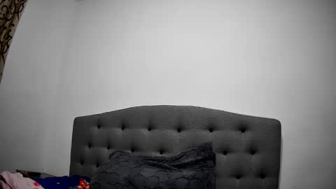 Mikyloveu online show from 12-12-24, 04:43