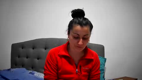 Mikyloveu online show from 02-24-25, 03:53