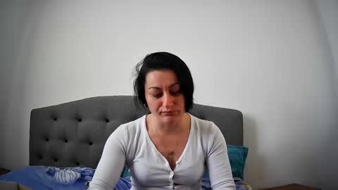 Mikyloveu online show from 03-04-25, 03:15