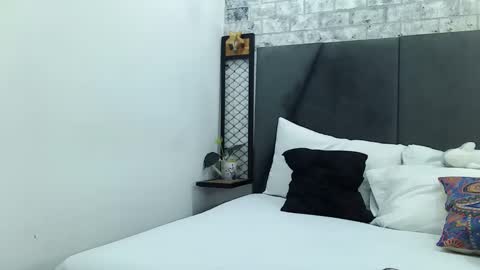 mila_adamss online show from 01-27-25, 10:27