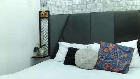 mila_adamss online show from 02-10-25, 10:53