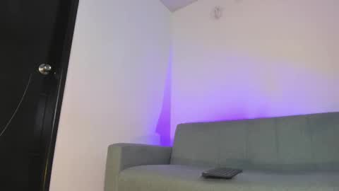 mila  online show from 01-09-26, 09:16