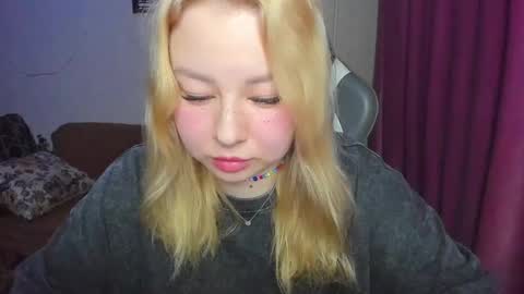 Mila shy sensual person  online show from 11-24-25, 06:51
