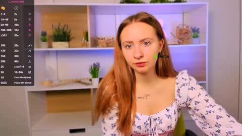 Snapshot of mila_glow chatting on 09-15-25, 08:25 mila_glow online show from 09-15-25, 08:25