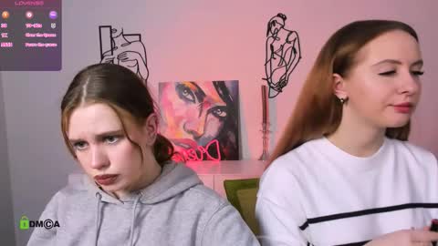 Snapshot of mila_glow chatting on 10-17-25, 07:16 mila_glow online show from 10-17-25, 07:16