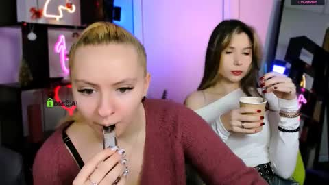 mila_glow online show from 01-11-26, 07:19