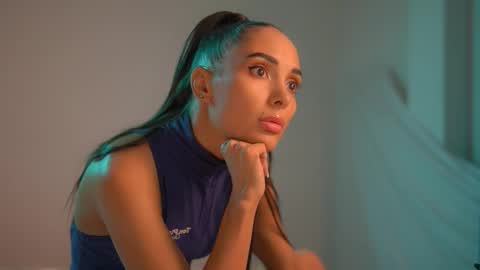 mila may  online show from 09-26-25, 10:47