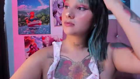 Snapshot of mila_nixon01 chatting on 07-20-26, 04:42 MILA online show from 07-20-26, 04:42