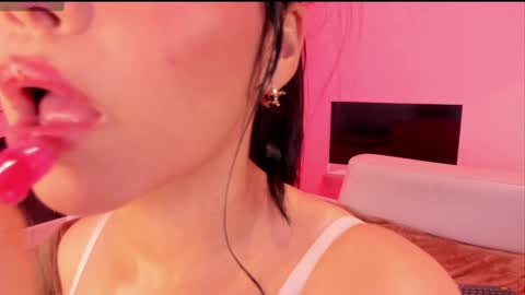 Mila online show from 02-06-25, 02:58