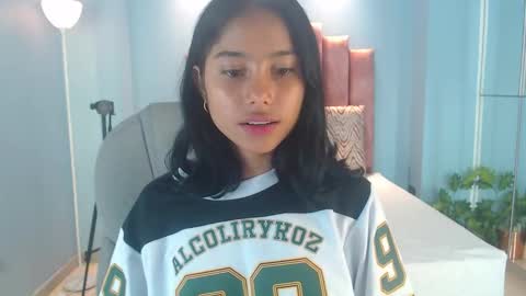 milaa_star online show from 02-13-26, 03:02