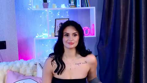 Mila online show from 03-19-26, 01:48