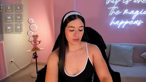 Mila online show from 11-06-25, 02:12