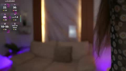 milacrave online show from 11-18-25, 11:47