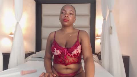 Snapshot of milacrus chatting on 02-06-26, 08:12 Mila online show from 02-06-26, 08:12