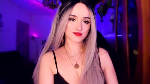 MiladyJolie online show from 01-22-25, 04:13