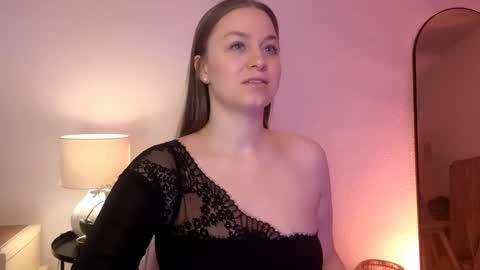 Mila Fleur online show from 02-03-25, 03:17