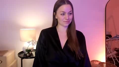 Mila Fleur online show from 02-14-25, 03:05