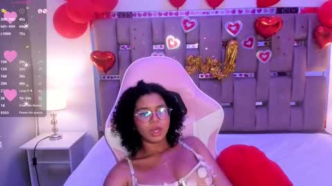 Milenna online show from 02-16-25, 06:43